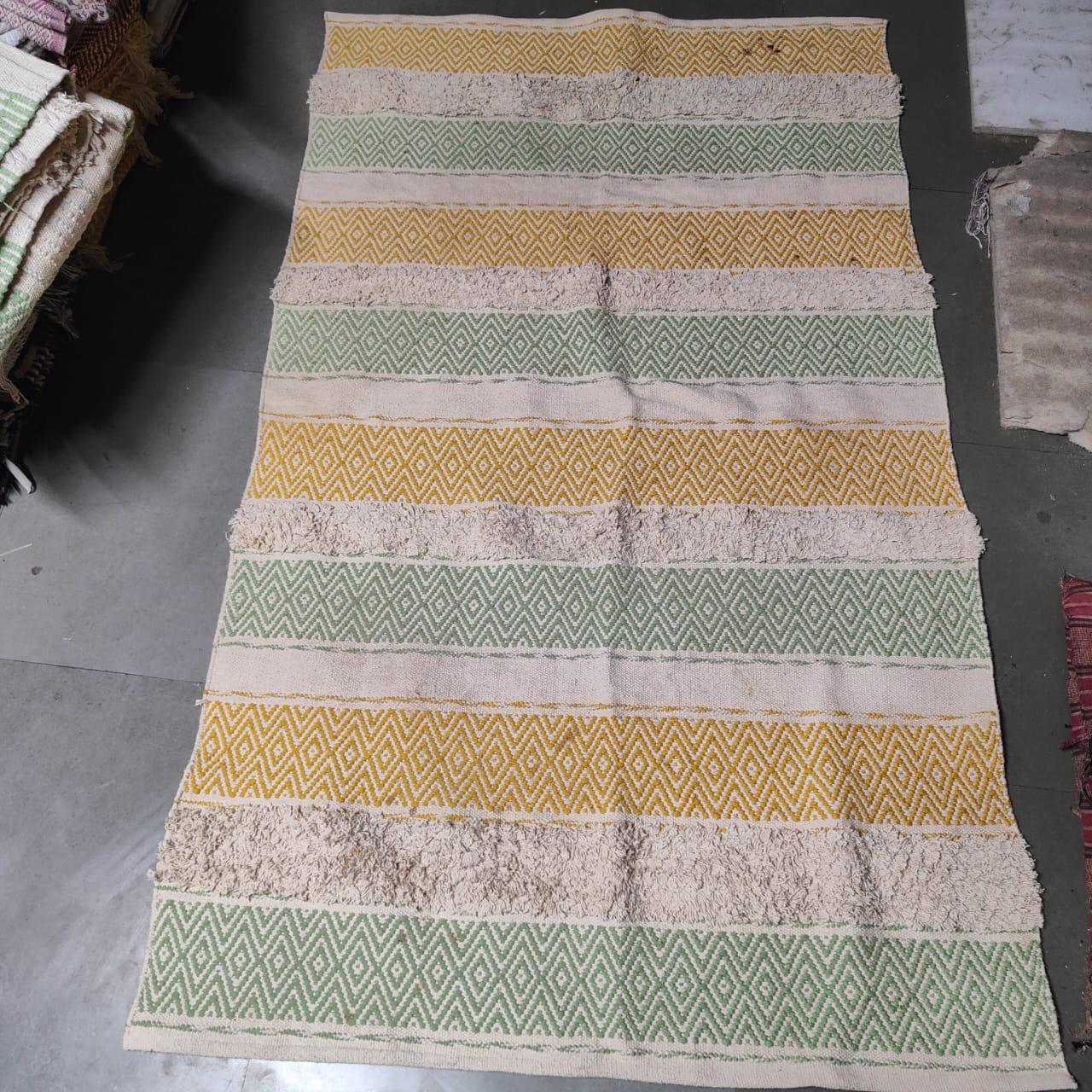 Rug